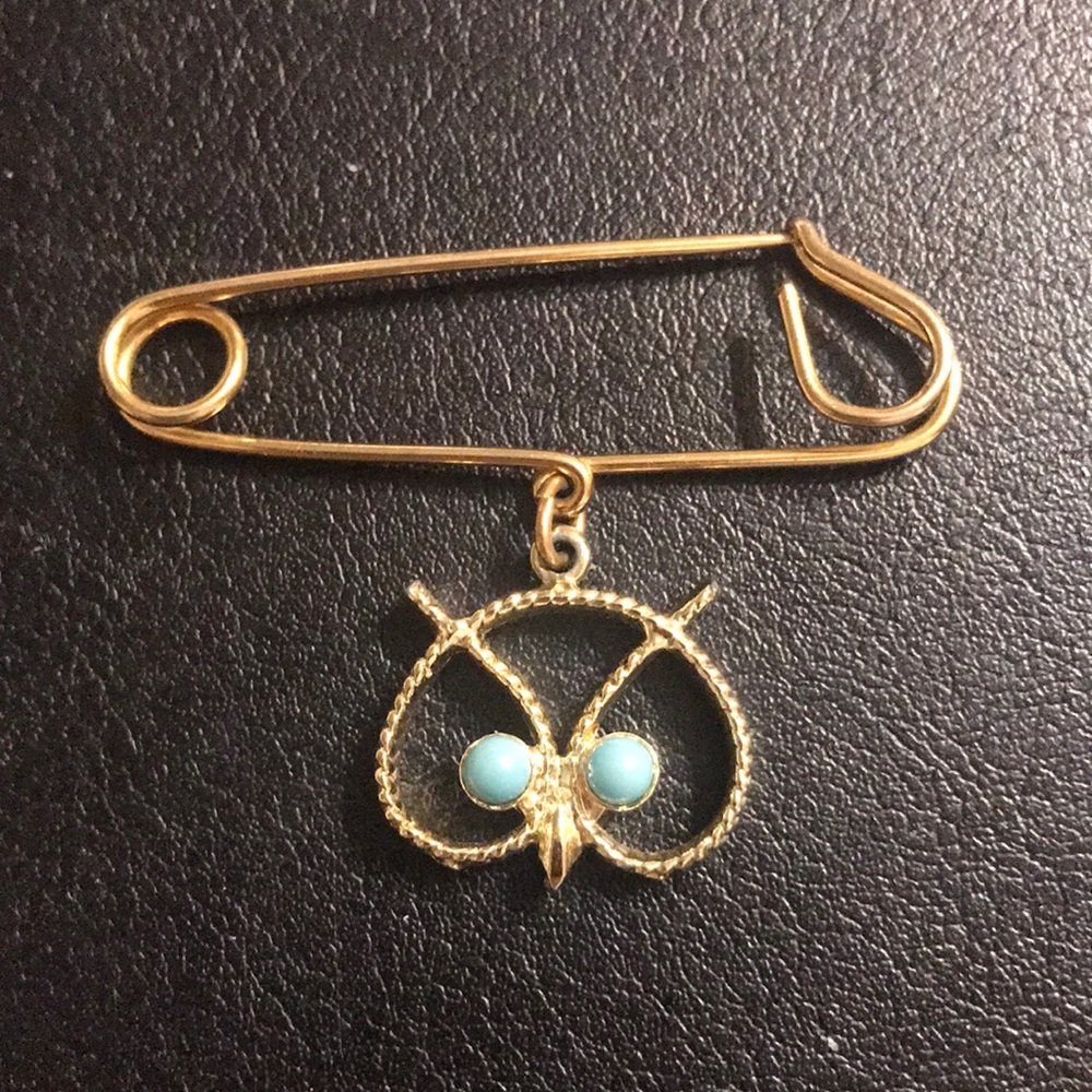 Safety Pin w/ owl 🦉